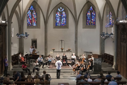 Photo d'un concert classique à la cathédrale 