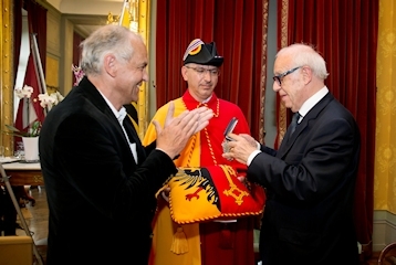 La Ville de Genève honore Jean Ziegler avec la Médaille «Genève reconnaissante»